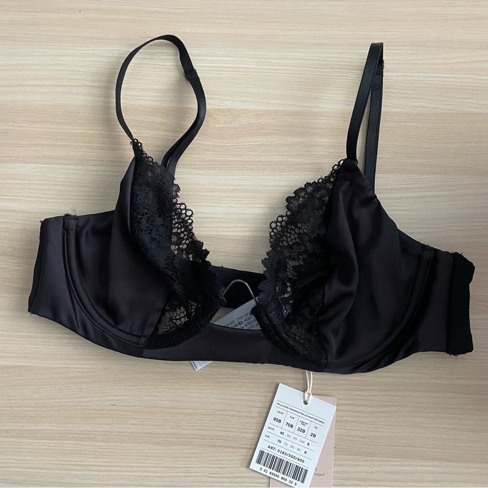 OYSHO Essential Lace Triangular Underwire Bra - Picture 2 of 4